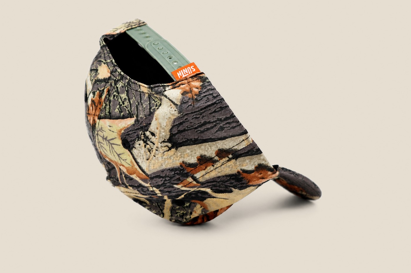 Camo Sunth cap, back with snapback strap